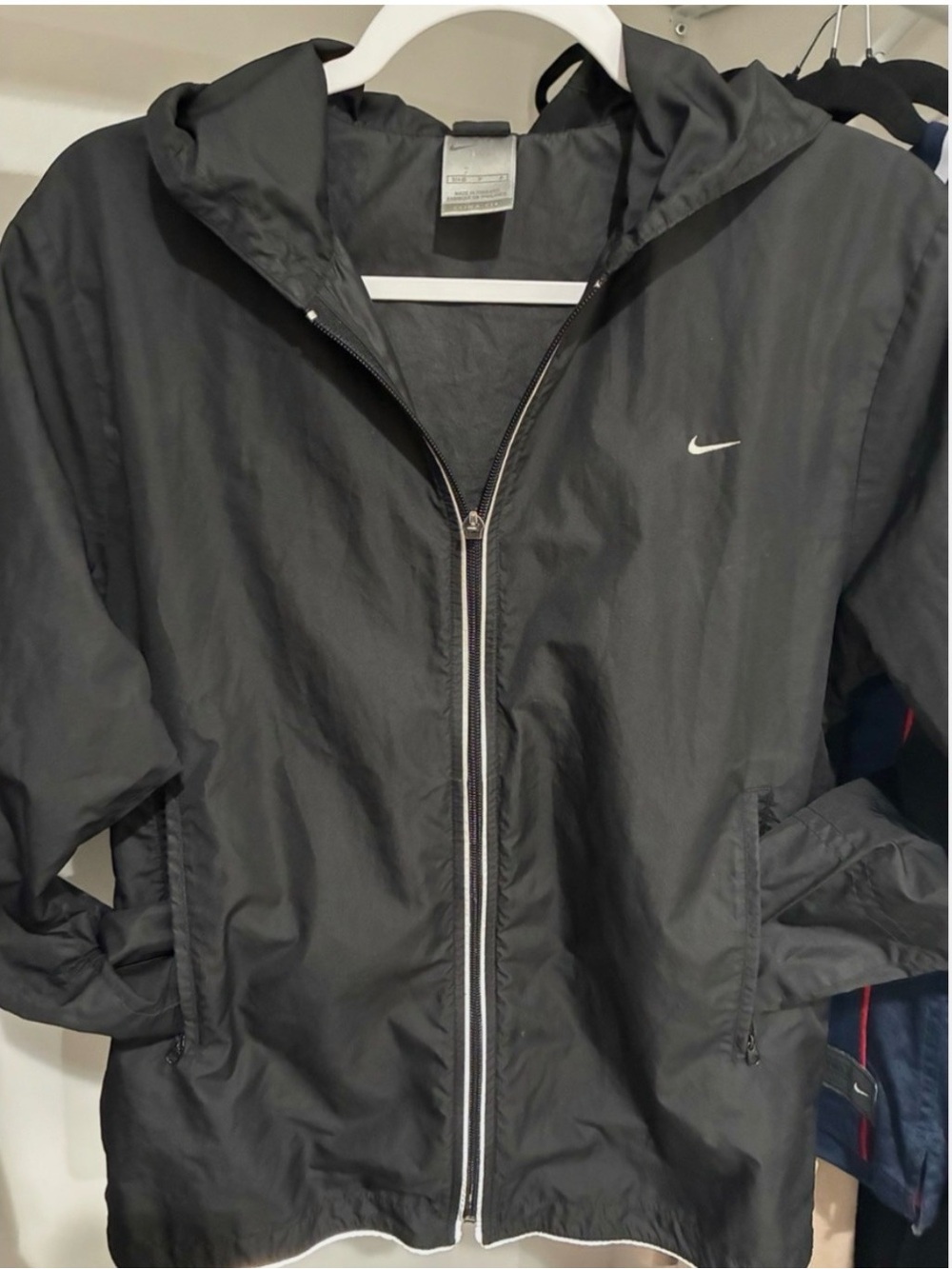 Nike Black Hooded Lightweight Windbreaker with Swoosh